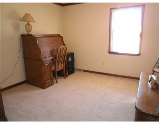 10114 Deer View Point Road Wexford, PA 15090 - Photo 13 of 16 Bedroom.