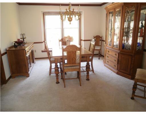 10114 Deer View Point Road Wexford, PA 15090 - Photo 5 of 16 Dining Room.