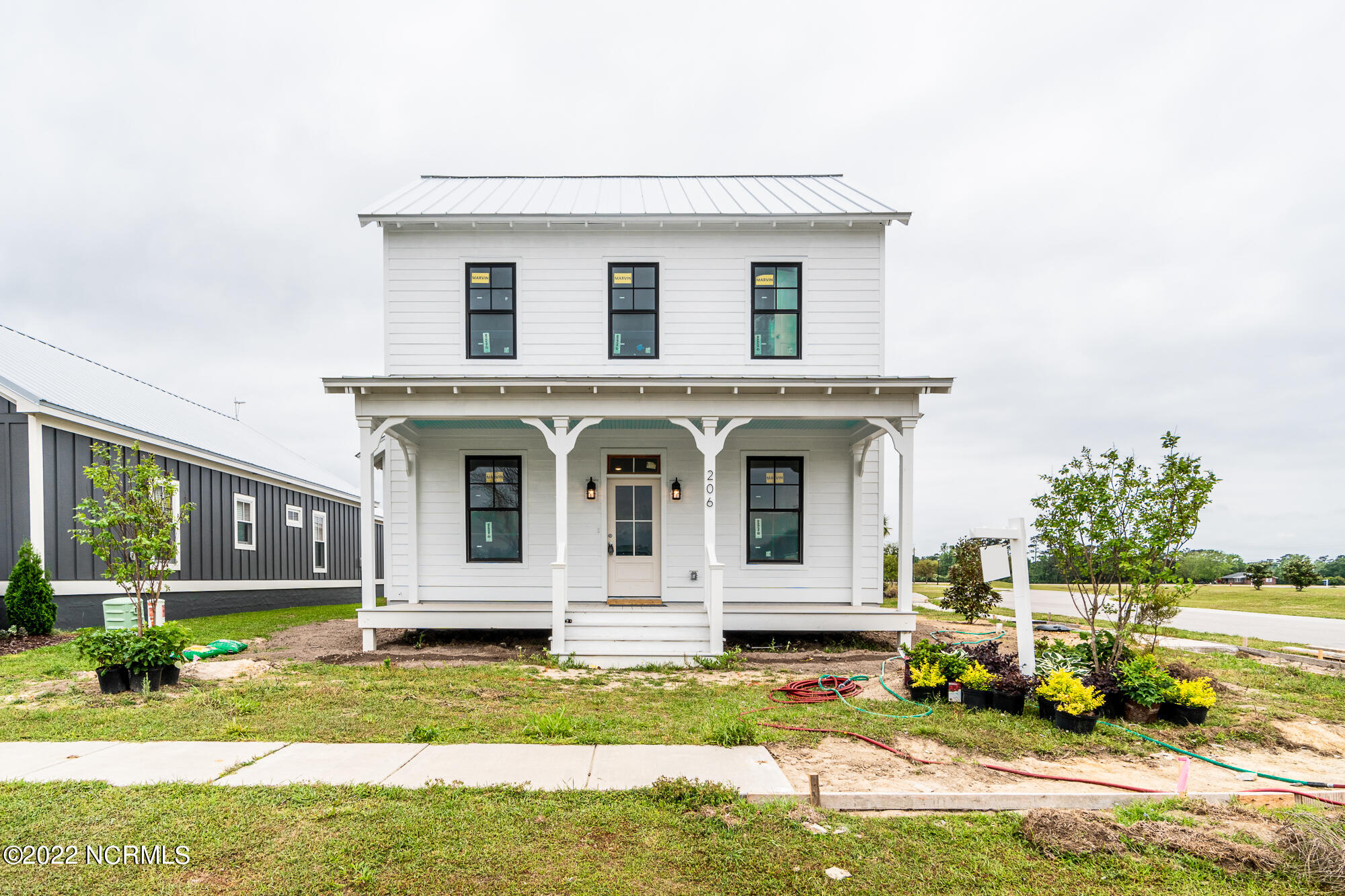 206 Ward Road Swansboro, NC 28584 - Photo 1 of 39 Front of House