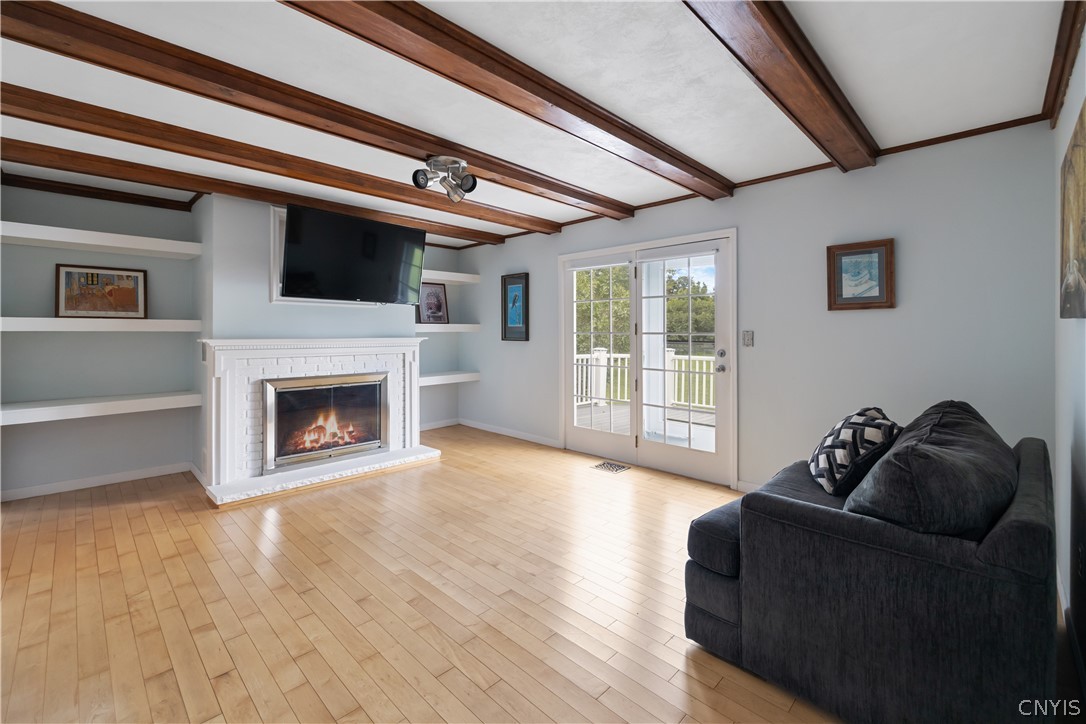 6926 Nelson Road Lincoln, NY 13032 - Photo 6 of 46 Family Room