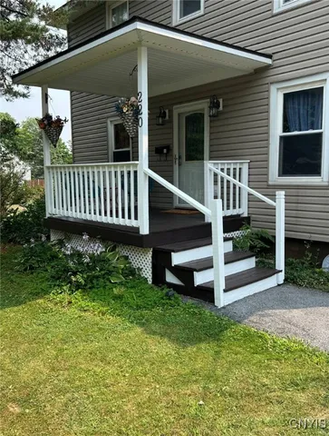 $239,900 | 220 Wyoming Avenue, Watertown, NY 13601