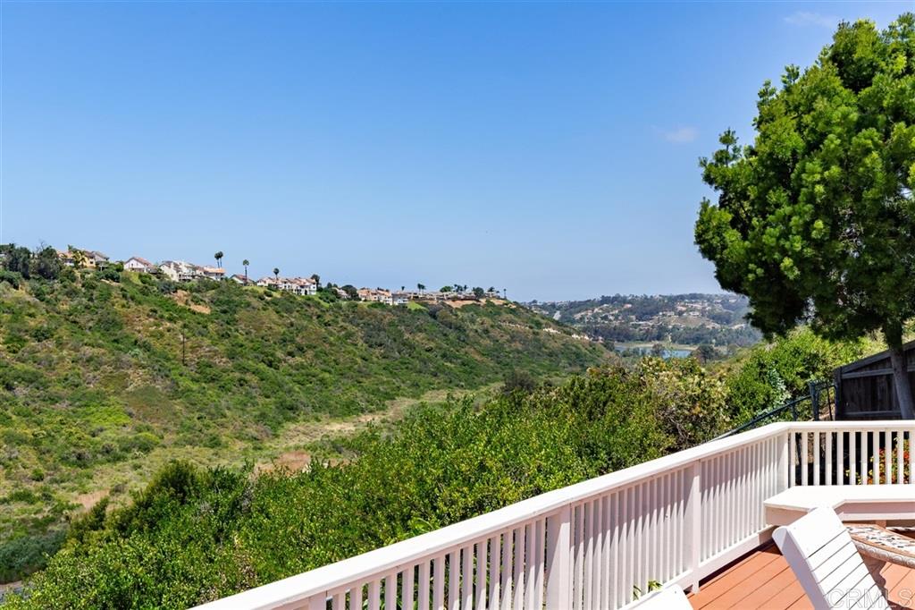 1606 Hawk View Drive Encinitas, CA 92024 - Photo 20 of 25 Gallery Image 20