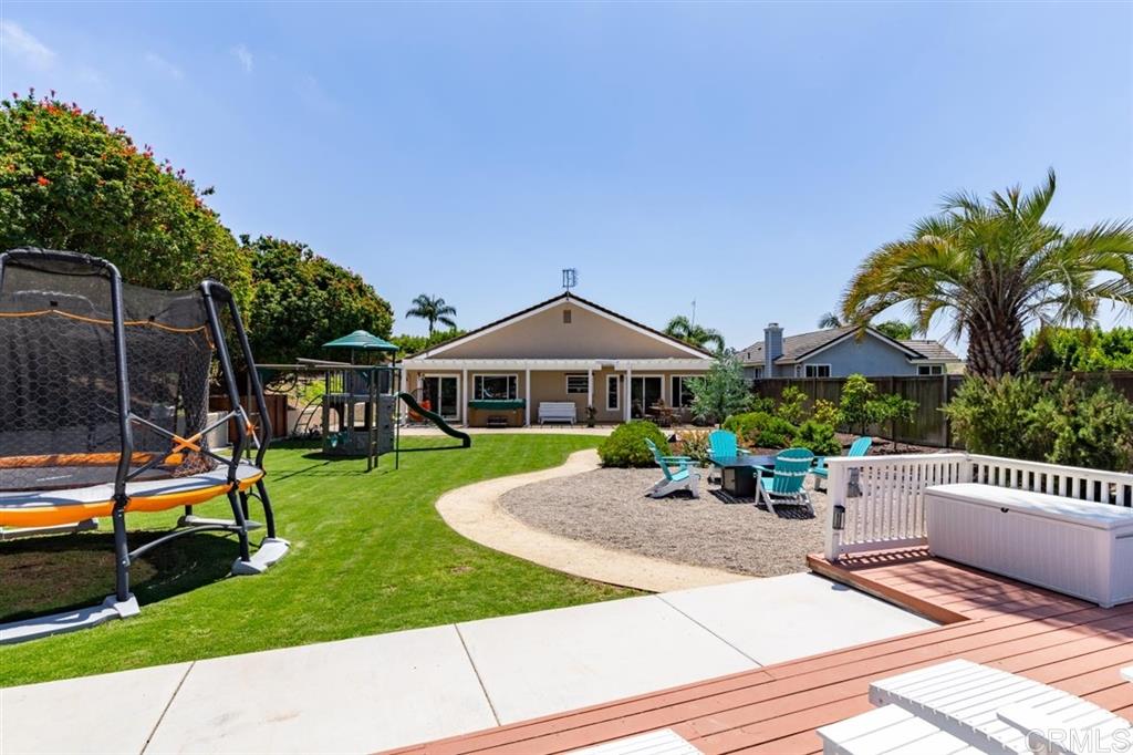 1606 Hawk View Drive Encinitas, CA 92024 - Photo 22 of 25 Gallery Image 22