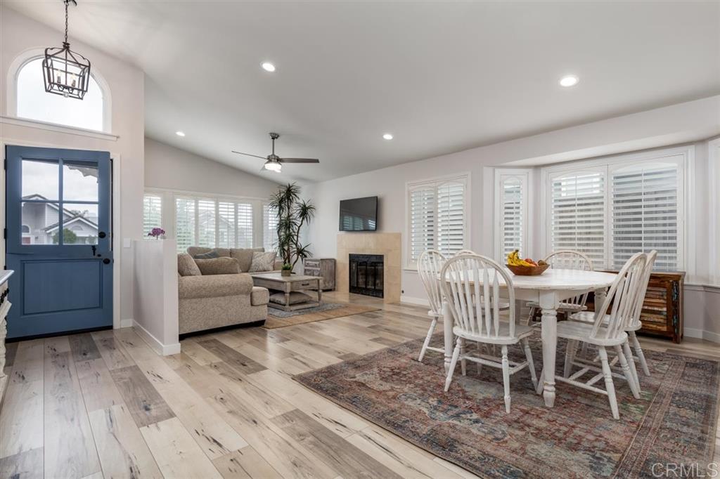 1606 Hawk View Drive Encinitas, CA 92024 - Photo 4 of 25 Gallery Image 4