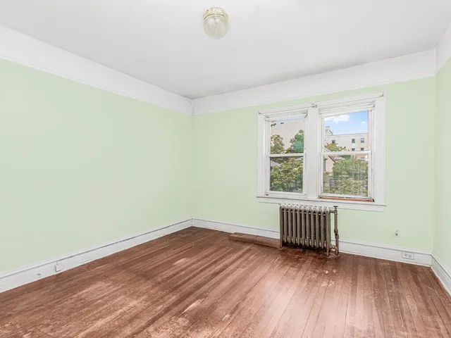 $799,000 | 5621 Post Road | North Riverdale