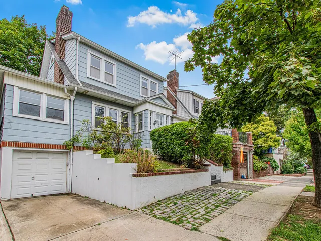 $799,000 | 5621 Post Road | North Riverdale