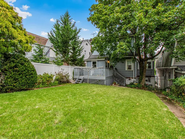 $799,000 | 5621 Post Road | North Riverdale