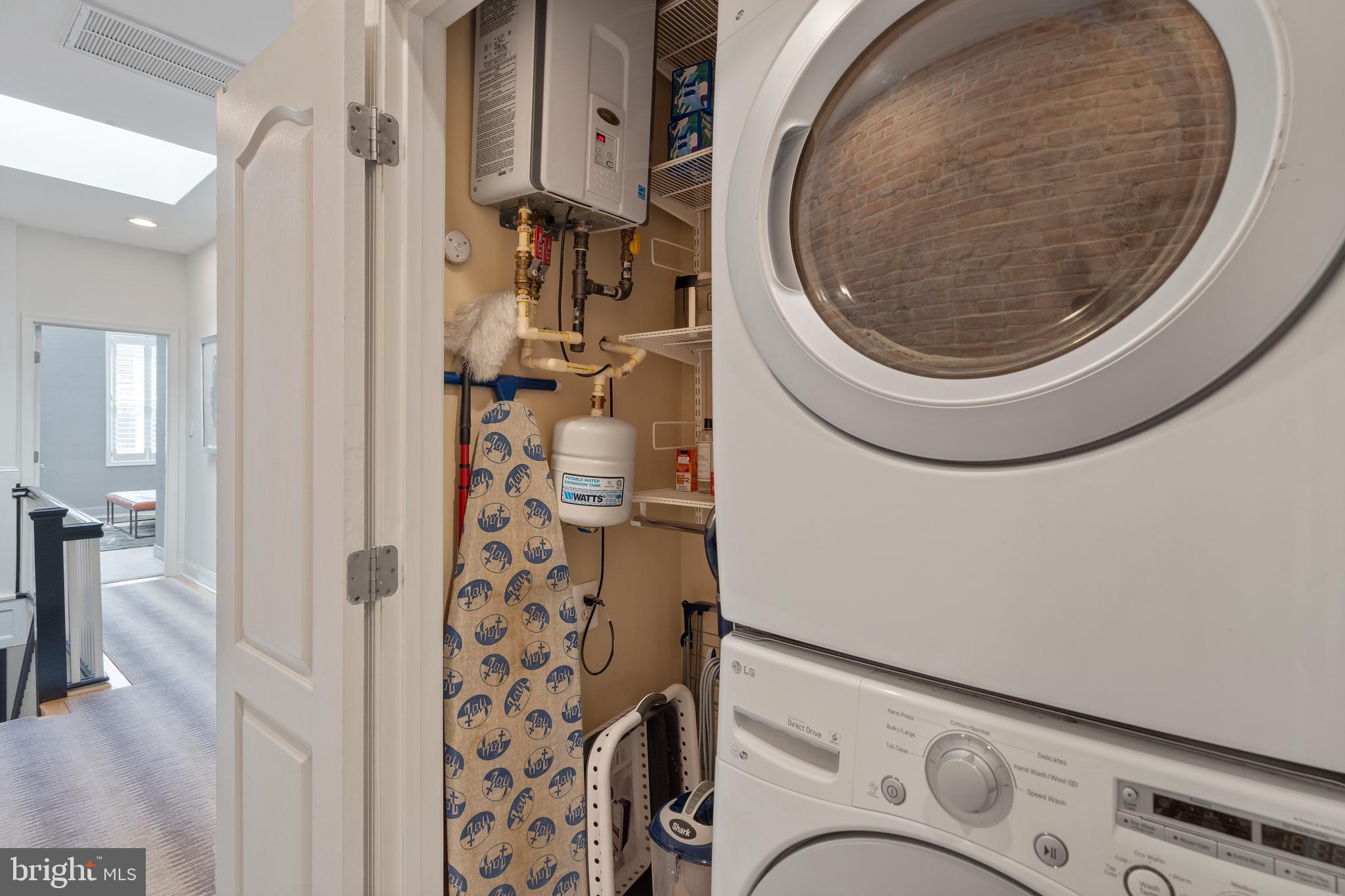 33 W Street Northwest, Unit 1 Washington, DC 20001 - Photo 24 of 36 a utility room with dryer and washer