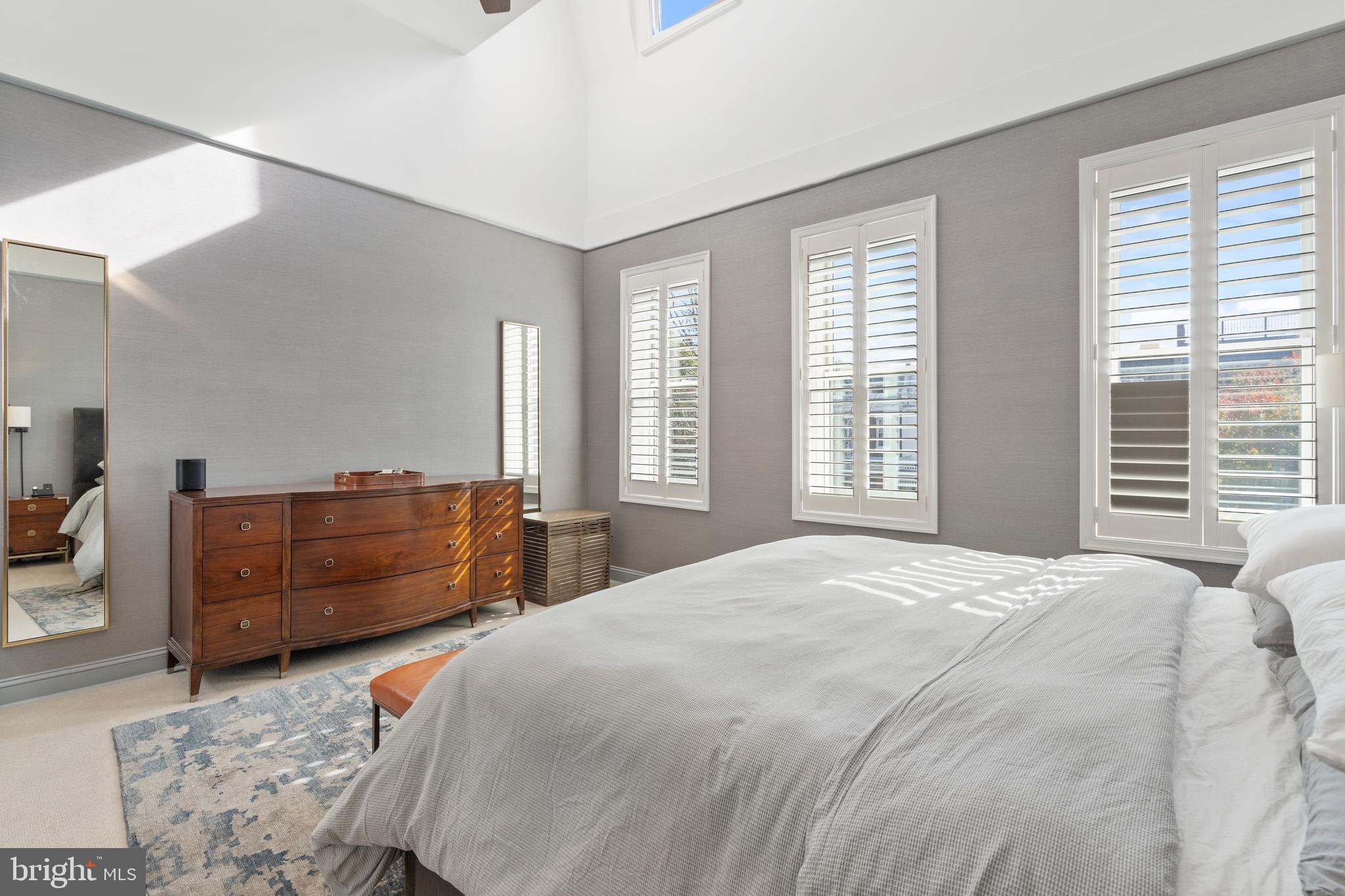 33 W Street Northwest, Unit 1 Washington, DC 20001 - Photo 31 of 36 a bedroom with a bed and two dresser