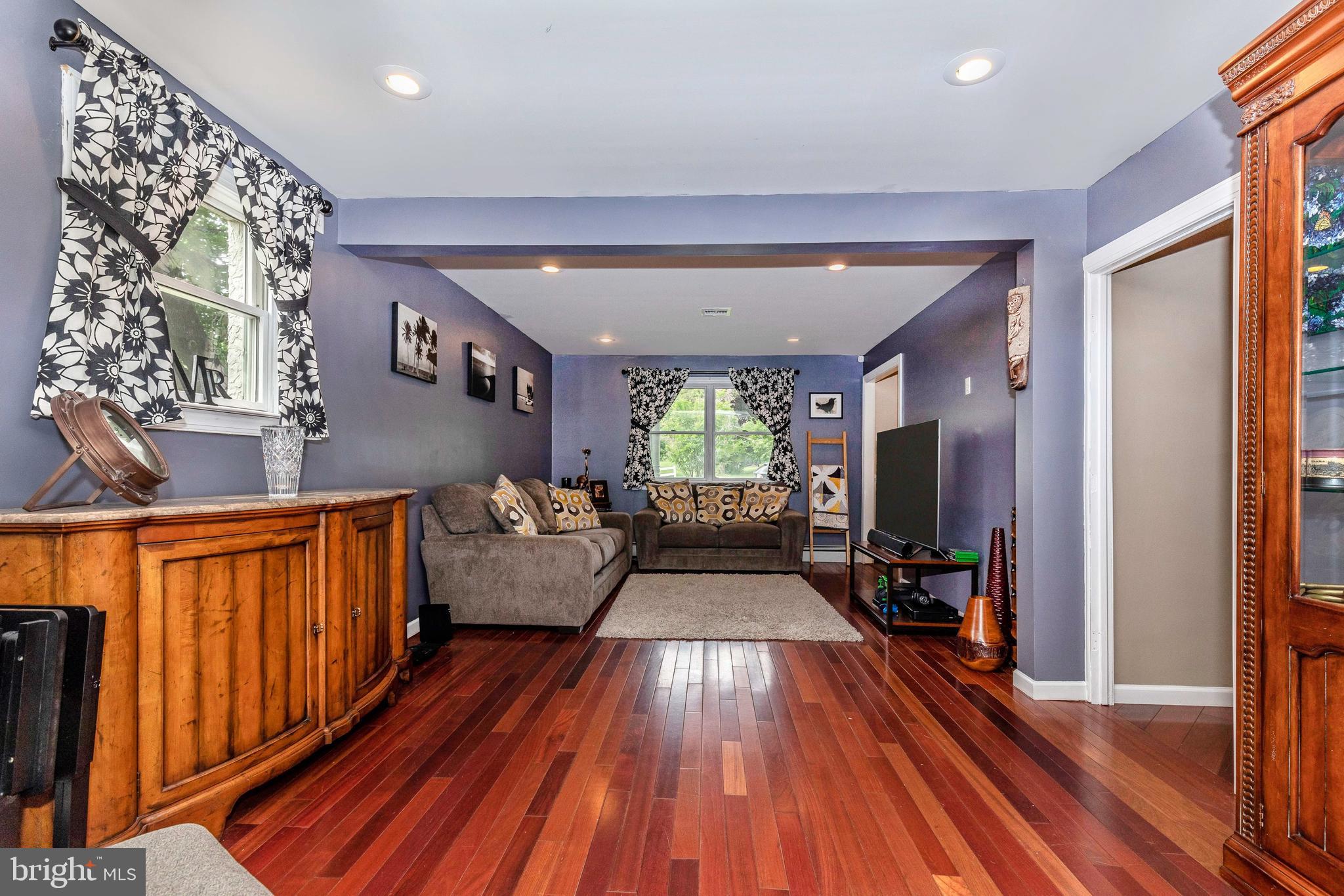 116 Pinetown Road Norristown, PA 19403 - Photo 19 of 57 Family Room