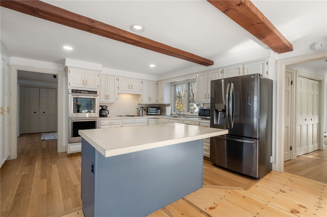 1191 North Main Road Jamestown, RI 02835 - Photo 19 of 43