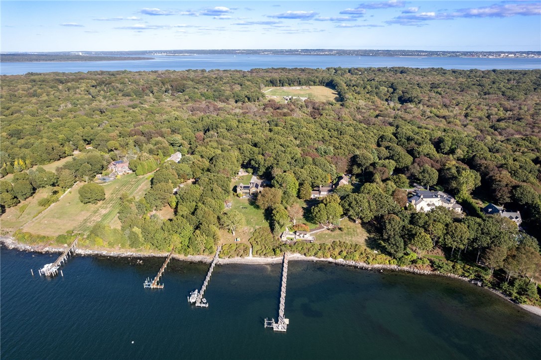 1191 North Main Road Jamestown, RI 02835 - Photo 4 of 43