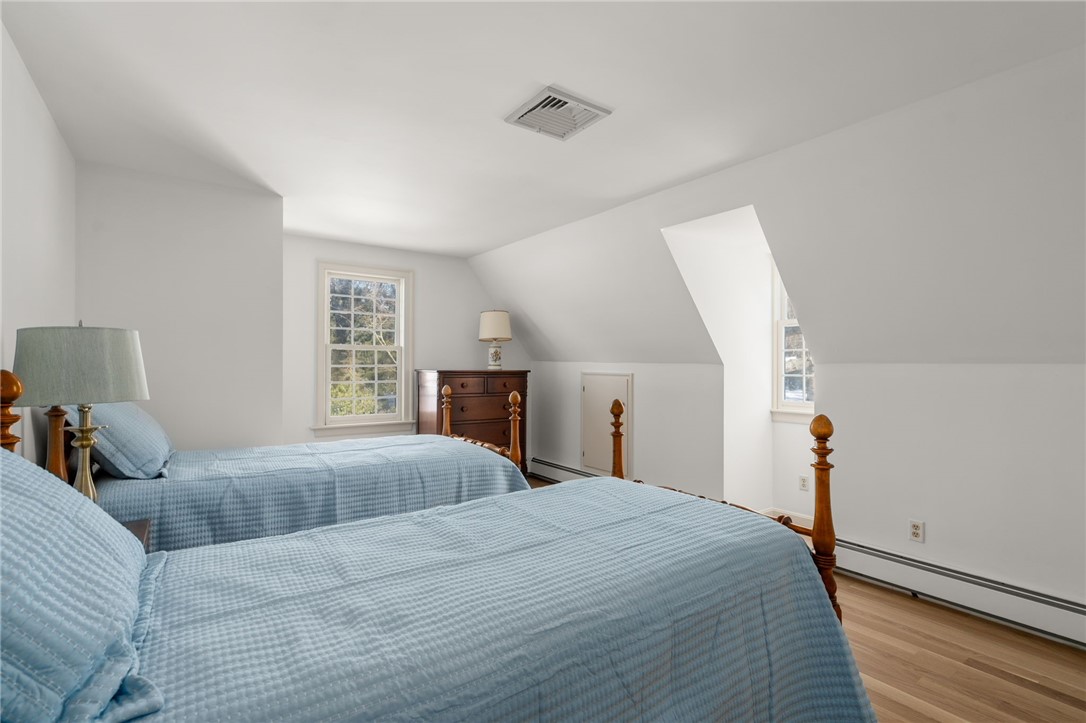 1191 North Main Road Jamestown, RI 02835 - Photo 41 of 43