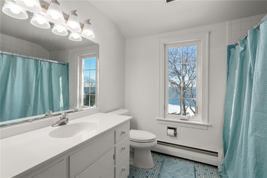 1191 North Main Road Jamestown, RI 02835 - Photo 42 of 43