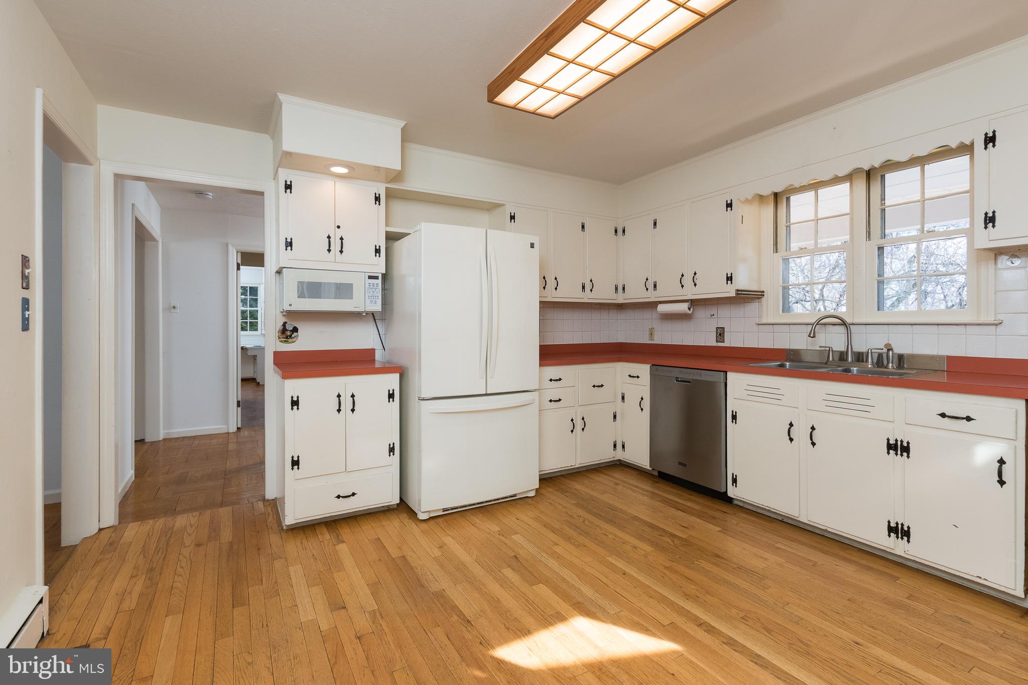 949 Mercer Road Princeton, NJ 08540 - Photo 10 of 41 Kitchen