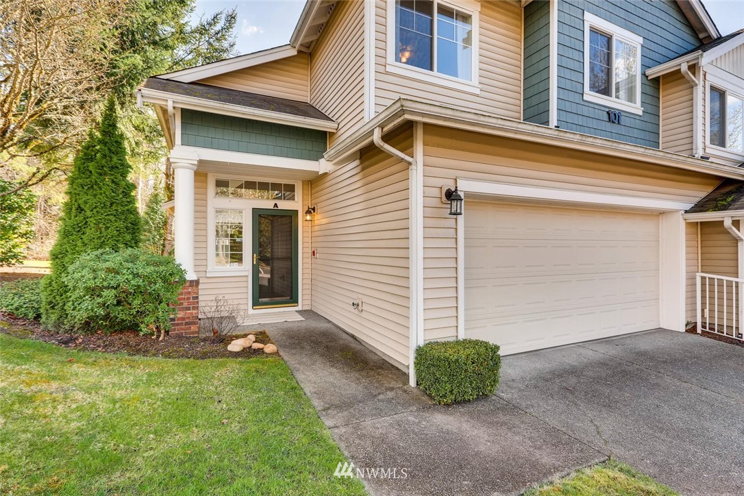 101 South 50th Place, Unit A Renton, WA 98055 - Photo 3 of 25 Gallery Image 3