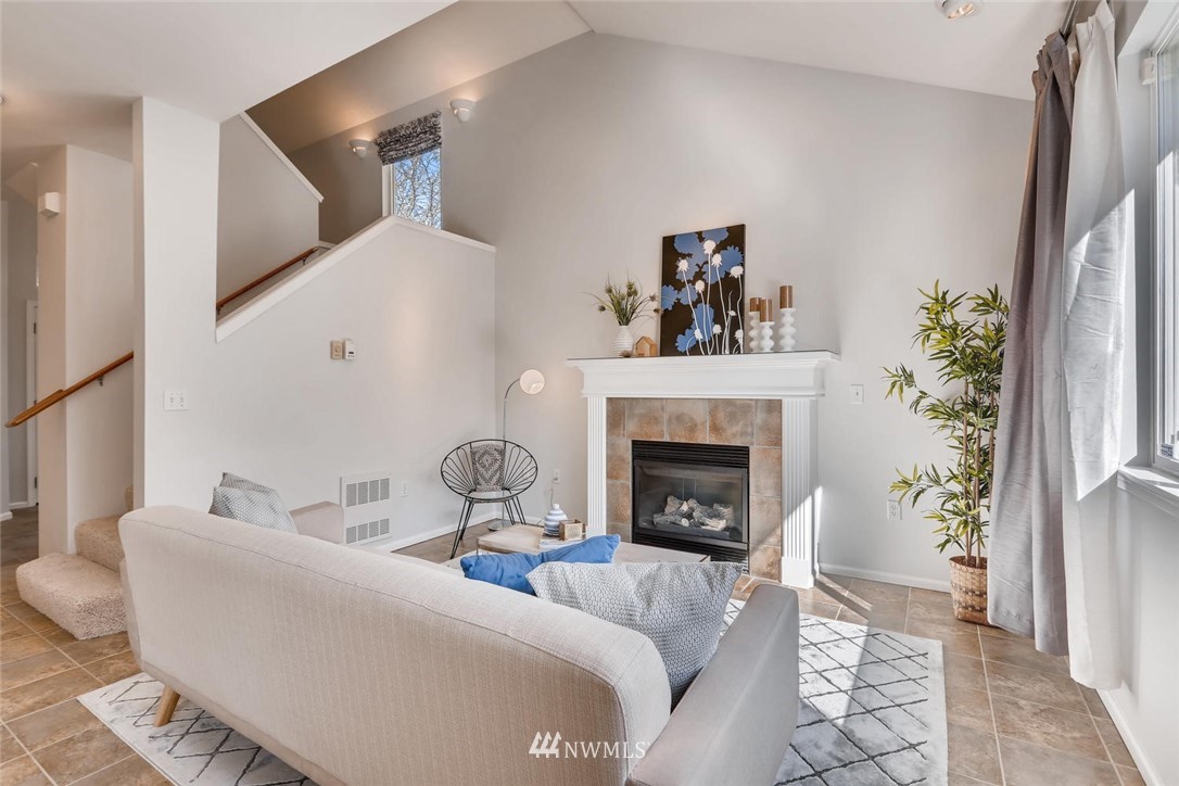 101 South 50th Place, Unit A Renton, WA 98055 - Photo 6 of 25 Gallery Image 6