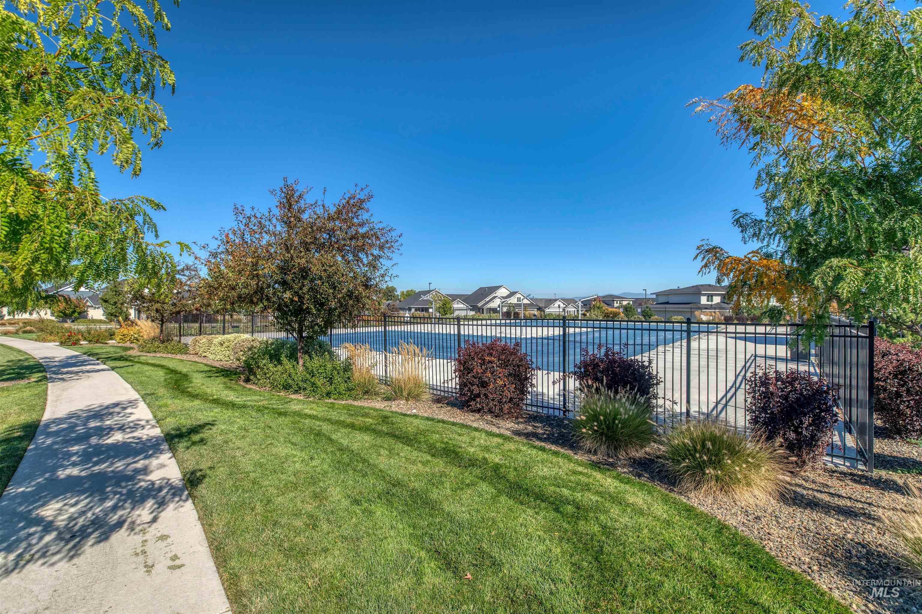 11913 West Piazza Street Nampa, ID 83686 - Photo 36 of 50 View of swimming pool featuring a residential view