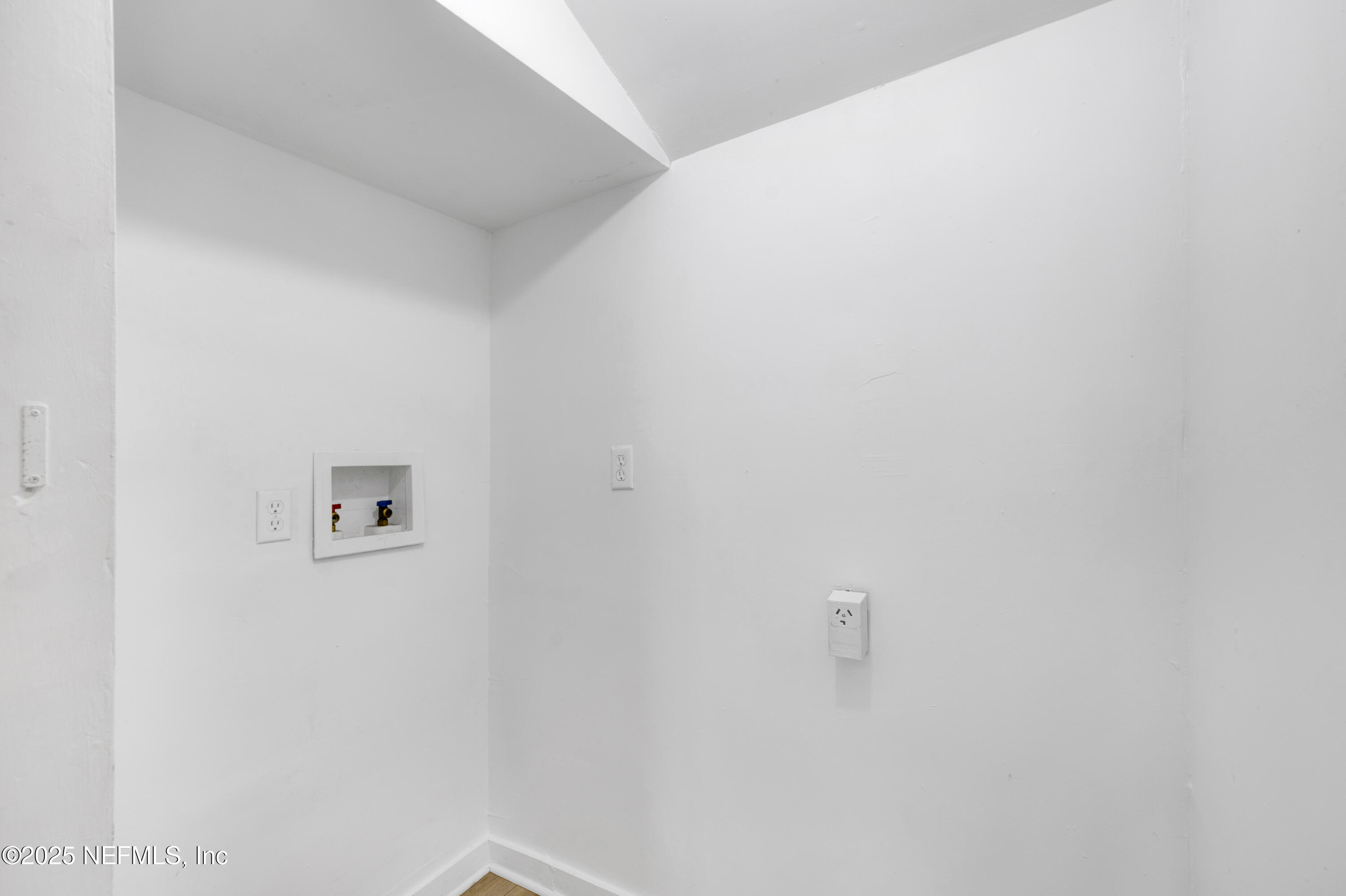 2971 West 16th Street Jacksonville, FL 32254 - Photo 21 of 21 a close up of a wall