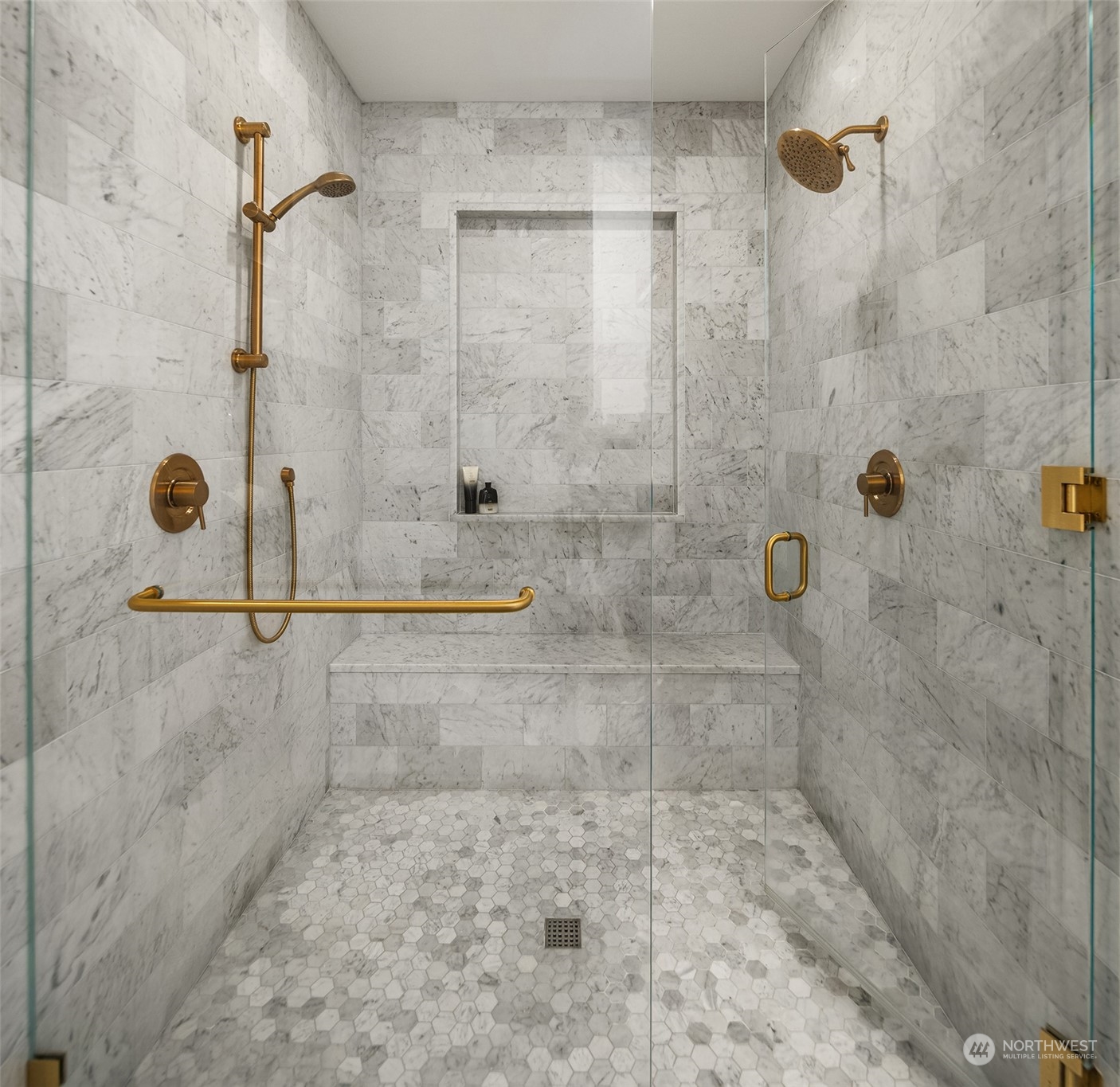 202 Woodhaven Place Edmonds, WA 98020 - Photo 27 of 40 a bathroom with a shower