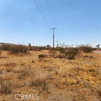 1595 La Mesa Road Pinon Hills, CA 92372 - Photo 4 of 6 a view of lake and mountain