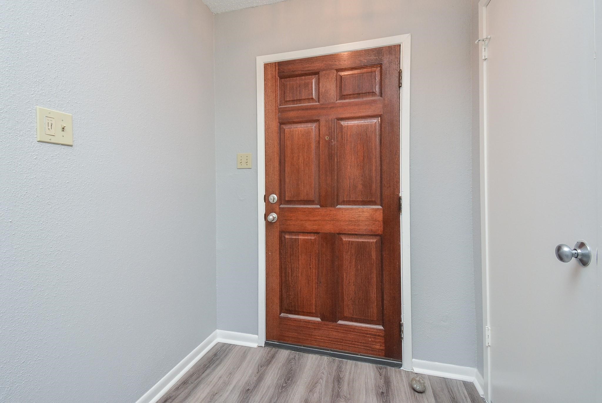 3911 Issacks Way Sugar Land, TX 77479 - Photo 3 of 18 Step into your newly renovated home.