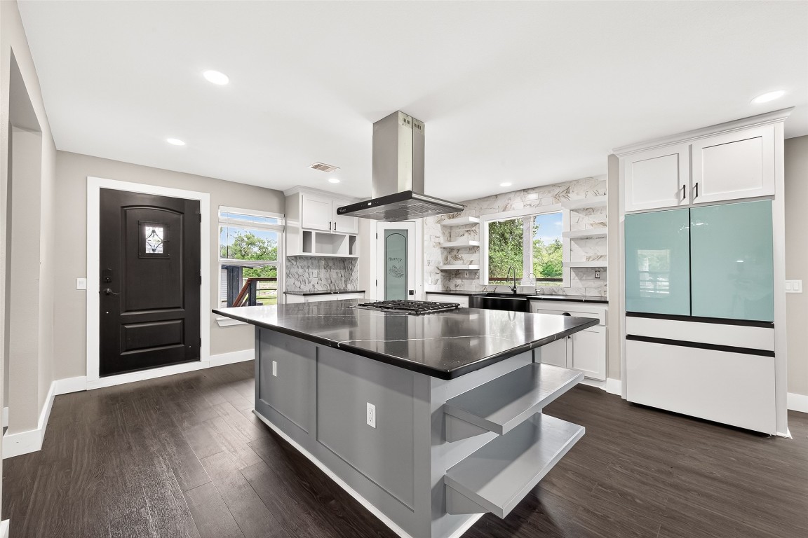 803 County Road 772 Damon, TX 77430 - Photo 12 of 47