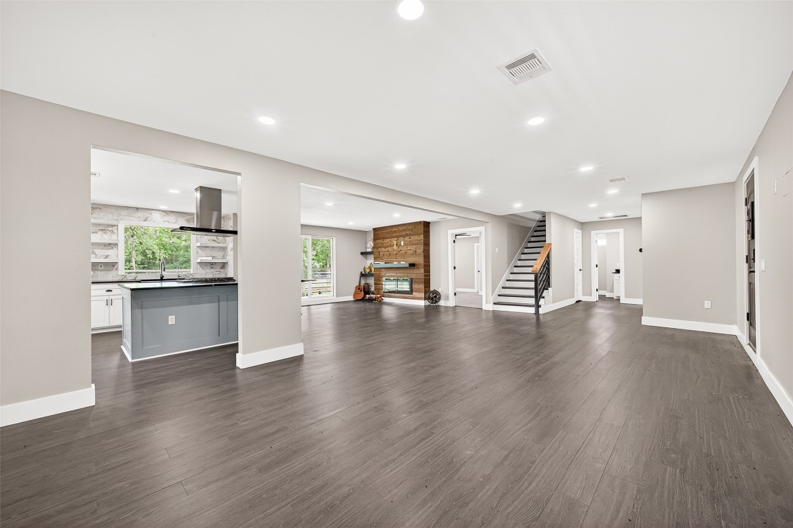 803 County Road 772 Damon, TX 77430 - Photo 26 of 47