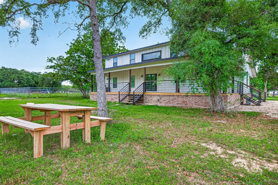 803 County Road 772 Damon, TX 77430 - Photo 40 of 47 Perfect space for picnic and outside gatherings.