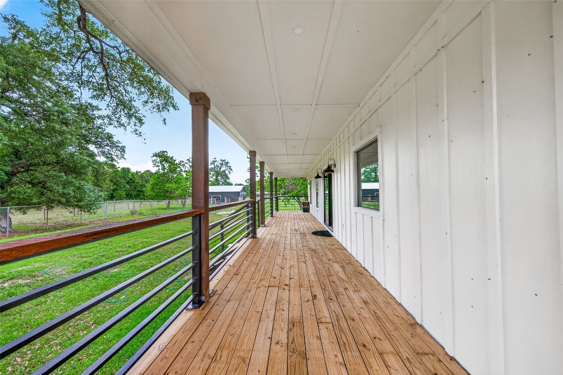 803 County Road 772 Damon, TX 77430 - Photo 5 of 47