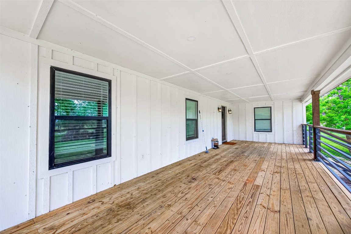 803 County Road 772 Damon, TX 77430 - Photo 6 of 47