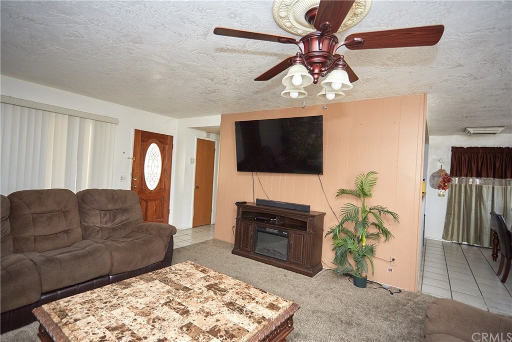 8255 E Avenue Hesperia, CA 92345 - Photo 6 of 35