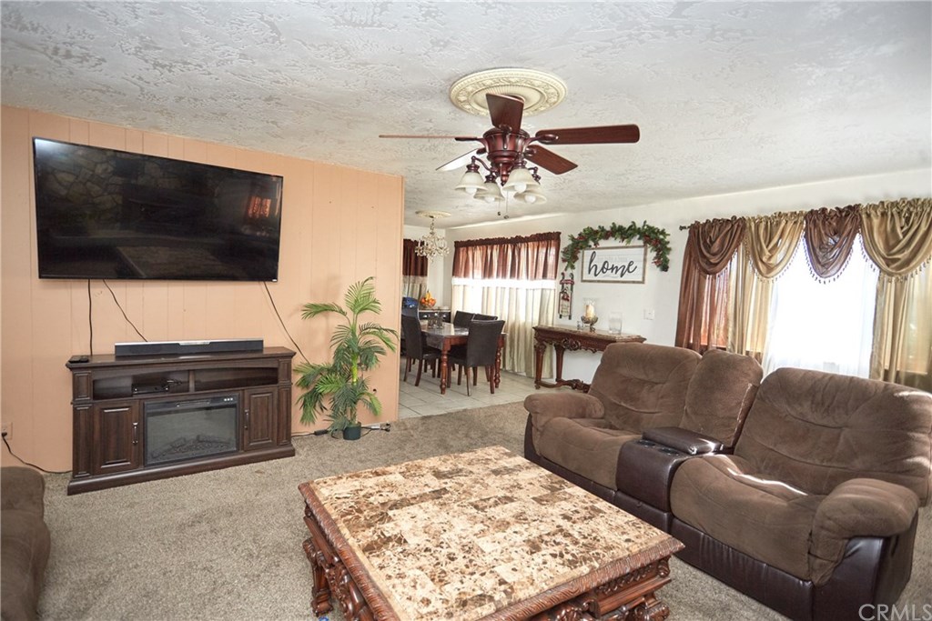 8255 E Avenue Hesperia, CA 92345 - Photo 7 of 35