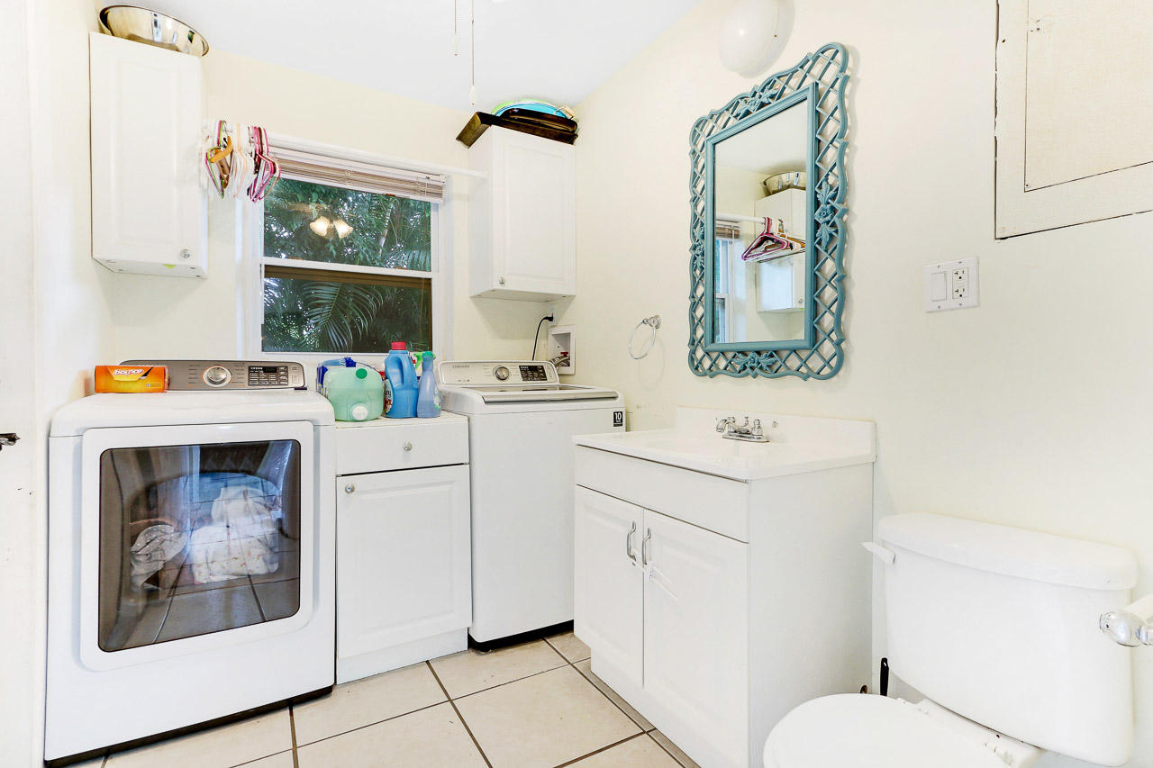 400 Pittsburgh Drive Jupiter, FL 33458 - Photo 18 of 23 400 Pittsburgh Dr Jupiter FL-print-014-1