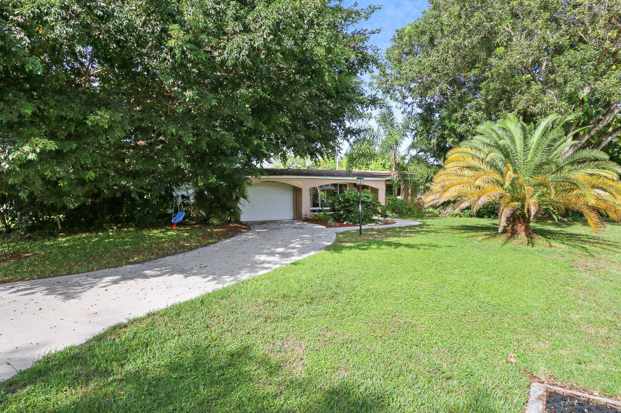 400 Pittsburgh Drive Jupiter, FL 33458 - Photo 20 of 23 400 Pittsburgh Dr Jupiter FL-print-001-2