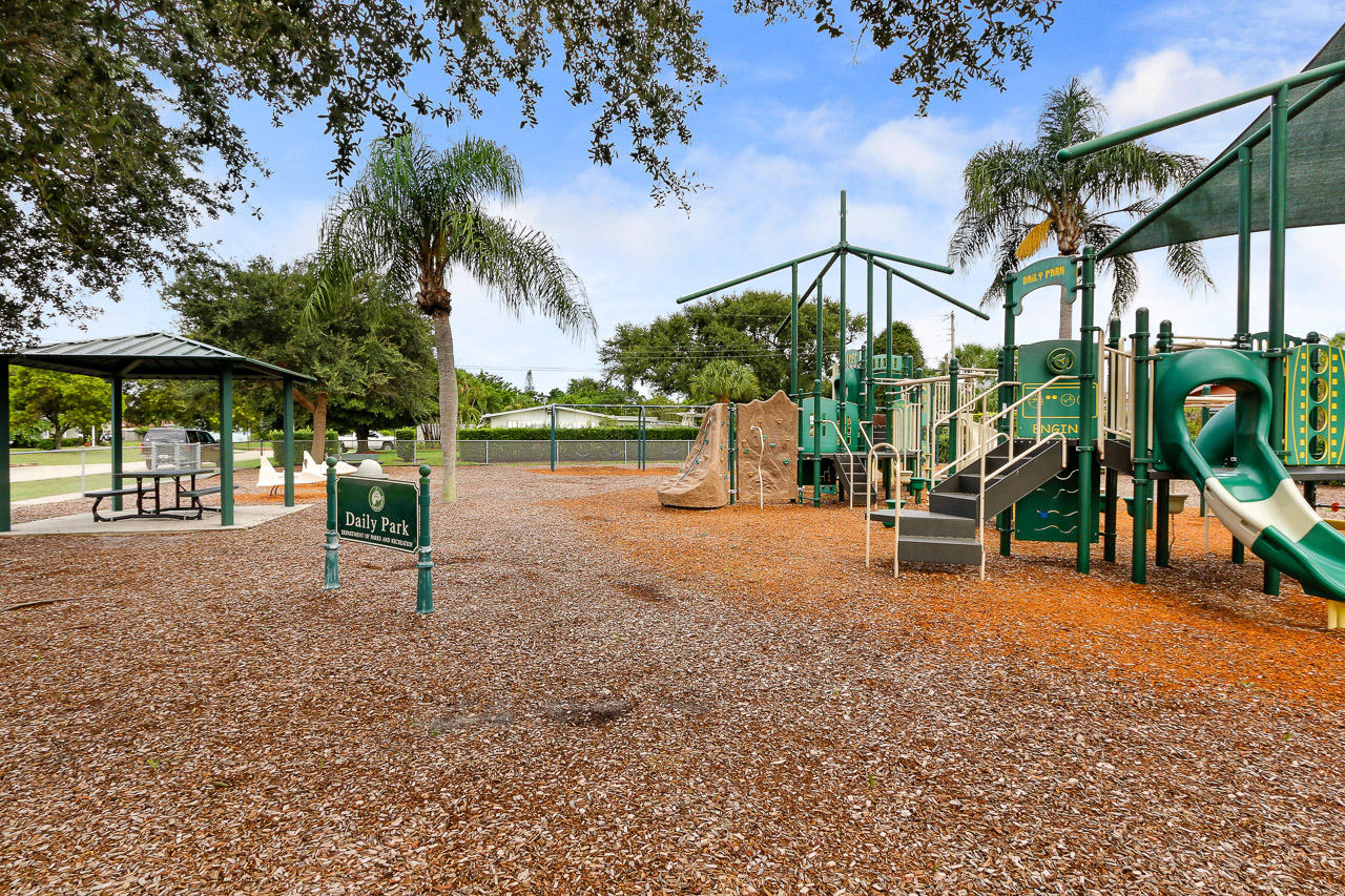 400 Pittsburgh Drive Jupiter, FL 33458 - Photo 23 of 23 400 Pittsburgh Dr Jupiter FL-print-023-1