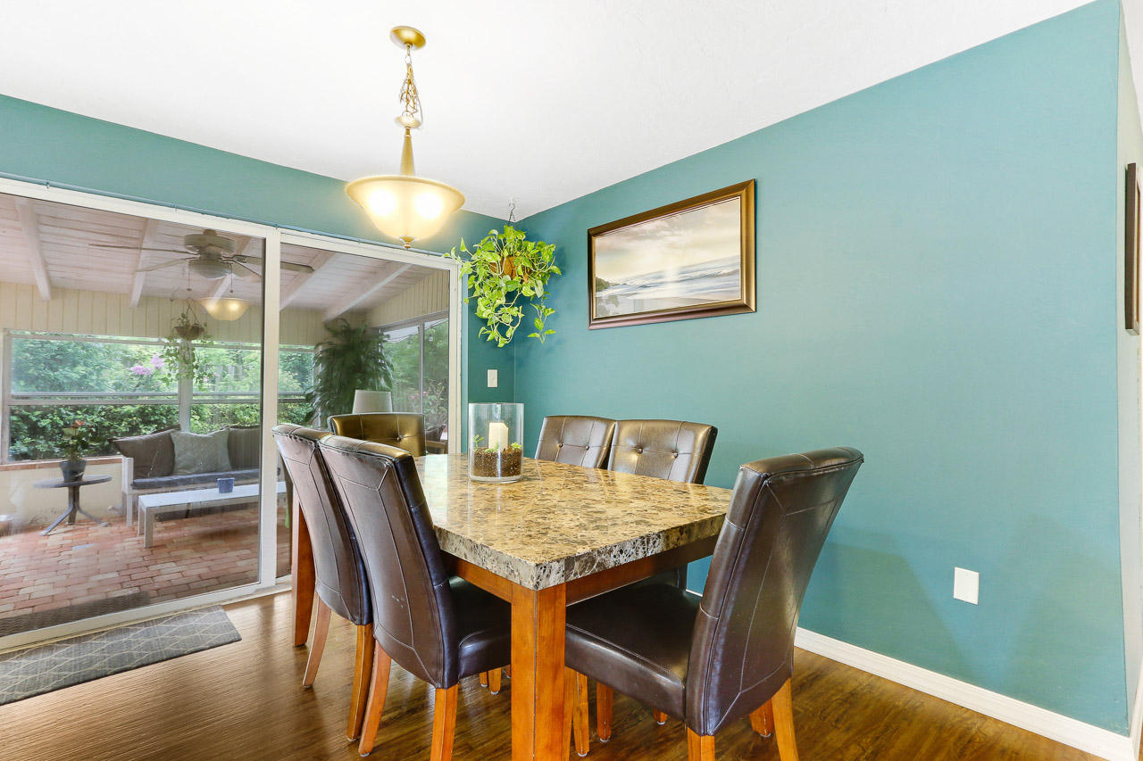 400 Pittsburgh Drive Jupiter, FL 33458 - Photo 6 of 23 400 Pittsburgh Dr Jupiter FL-print-007-5