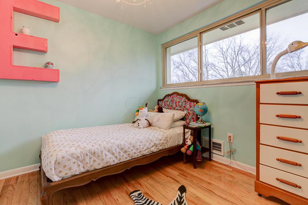3826 Chevington Road Columbus, OH 43220 - Photo 28 of 32