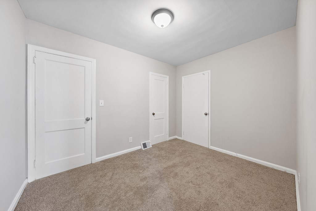3127 8th Street Columbus, GA 31906 - Photo 11 of 14 a view of an empty room