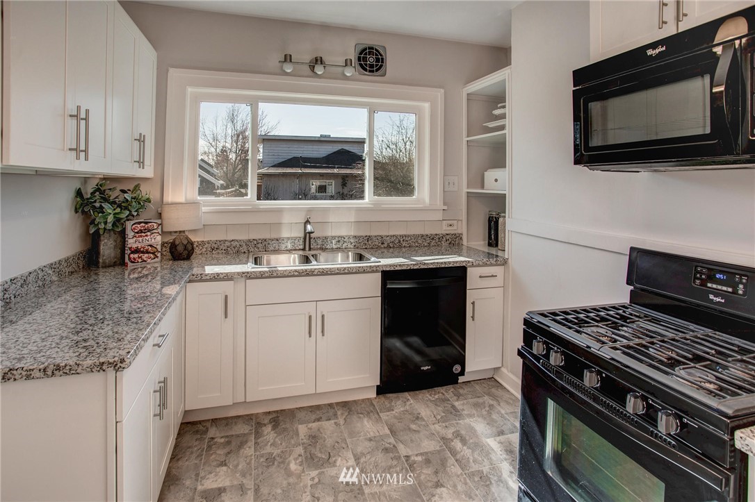 3246 37th Avenue South Seattle, WA 98144 - Photo 15 of 25 Gallery Image 15