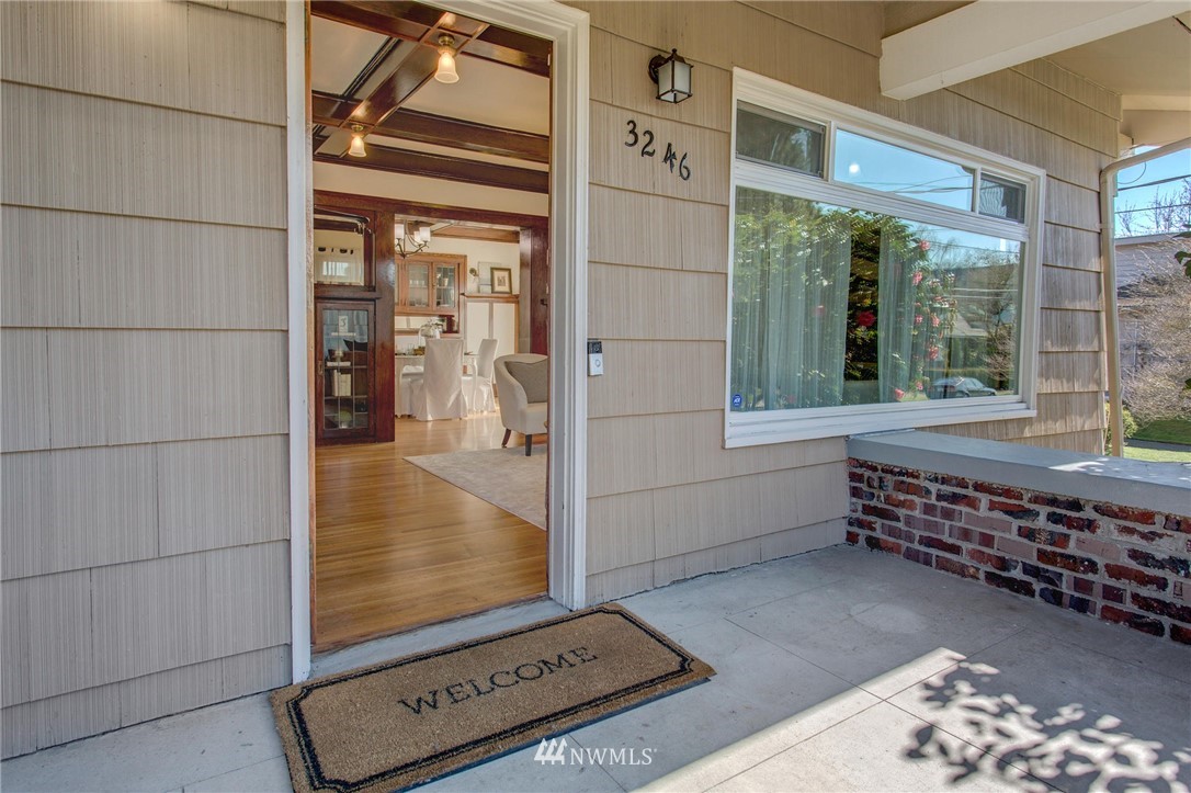 3246 37th Avenue South Seattle, WA 98144 - Photo 4 of 25 Gallery Image 4
