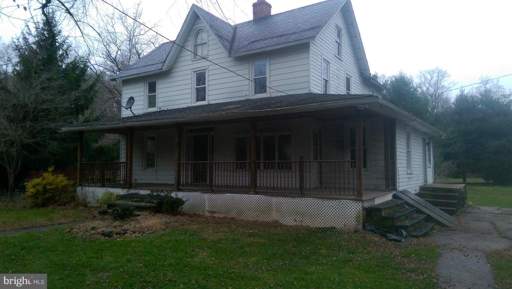 Exterior (Front)