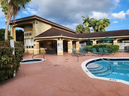 a view of a house with entertaining space