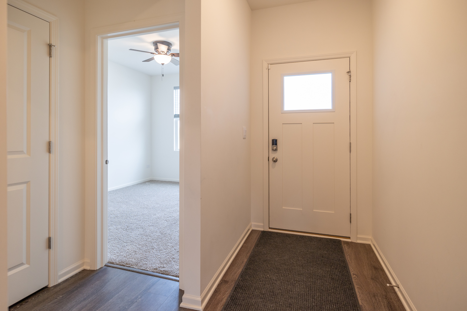 Undisclosed Address Elgin, IL 60124 - Photo 6 of 43