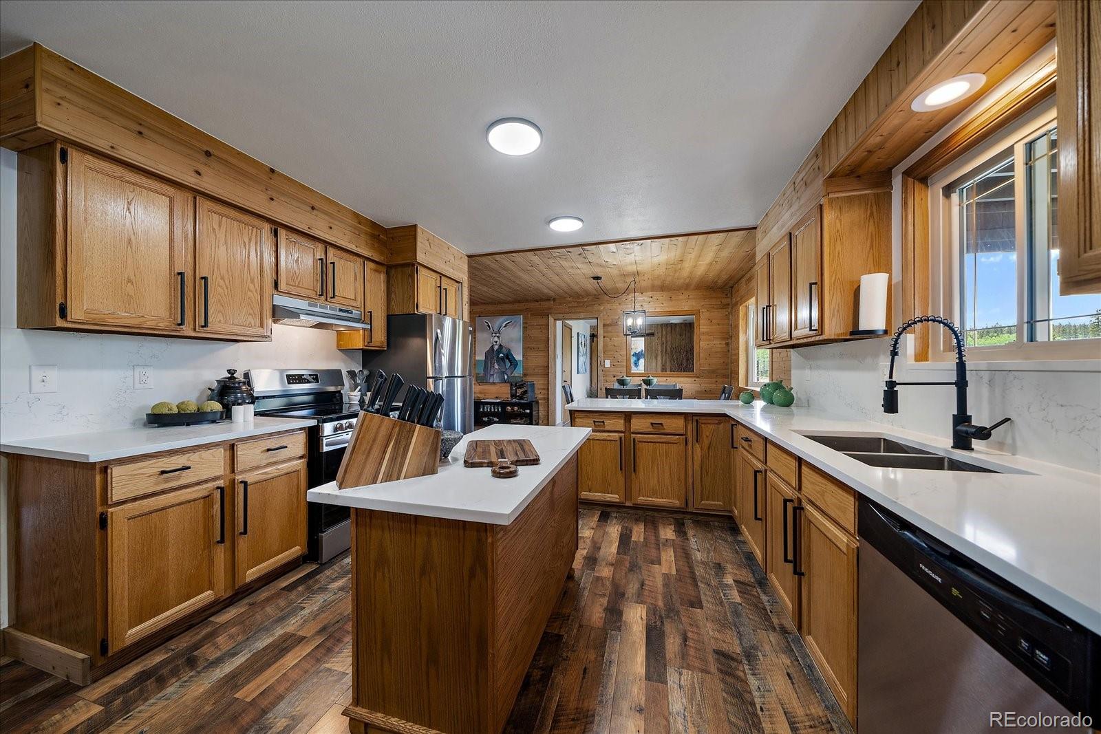 1567 Chippewa Road Jefferson, CO 80456 - Photo 13 of 34