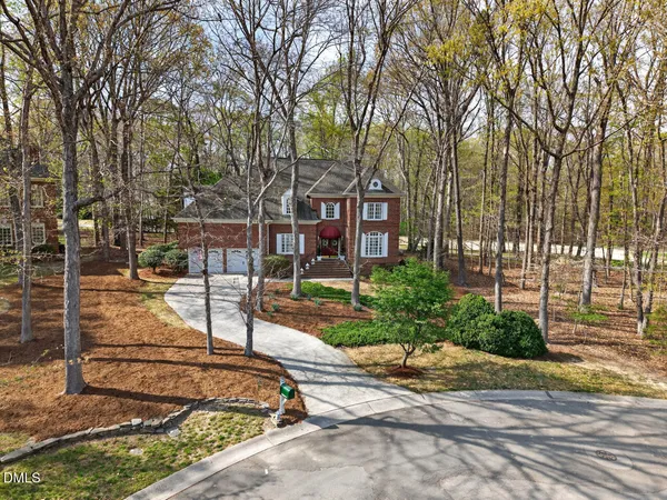 $749,900 | 5 Moss Creek Court, Durham, NC 27712