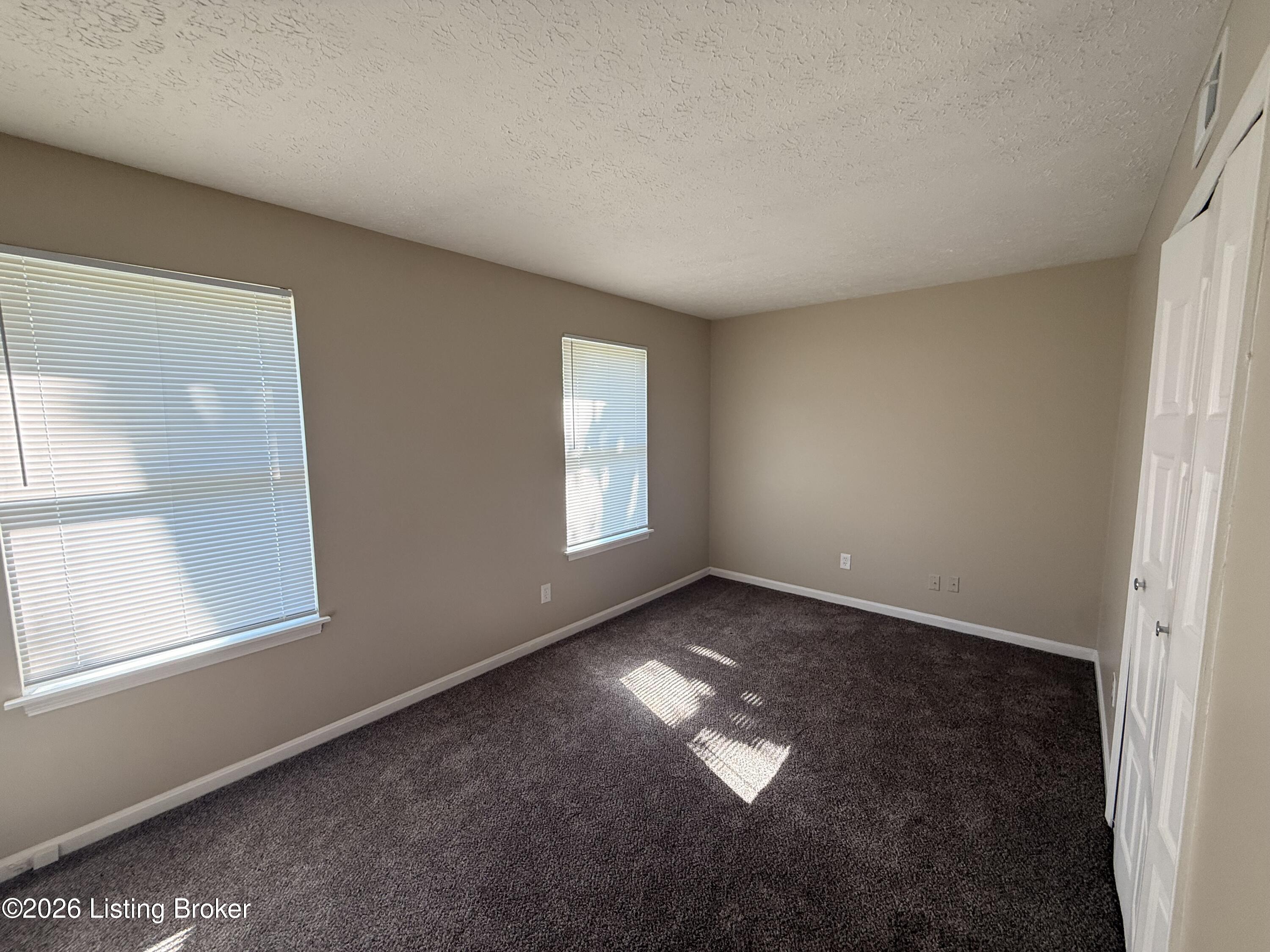 11314 Angelina Road Louisville, KY 40229 - Photo 5 of 10 11314 Angelina 5