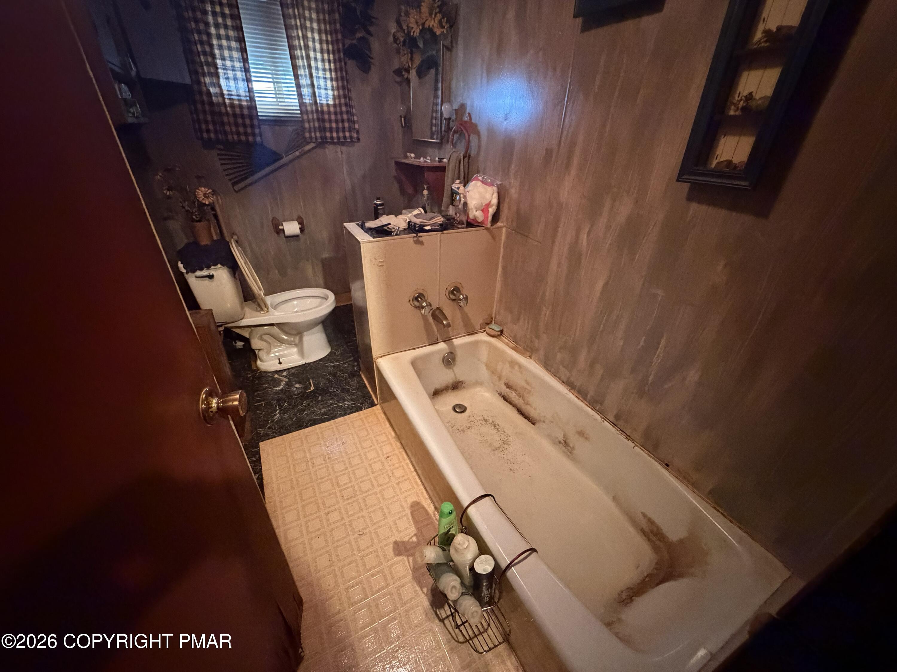81 Carroll Street Pittston, PA 18640 - Photo 22 of 29 Unit 2 - Full Bath