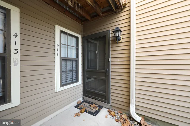 a view of a back side of a house