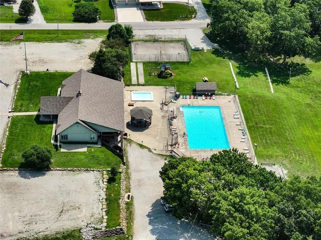 $110,000 | 21 Coleman Drive, Lacygne, KS 66040